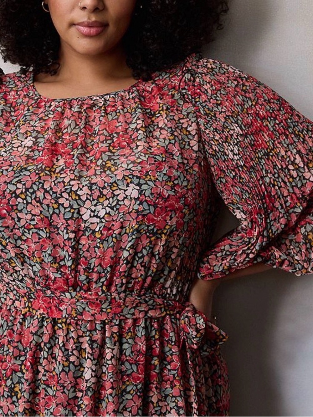 NEW…LC Lauren Conrad Plus Size Floral Pleated Sleeve Dress - Picture 3 of 6